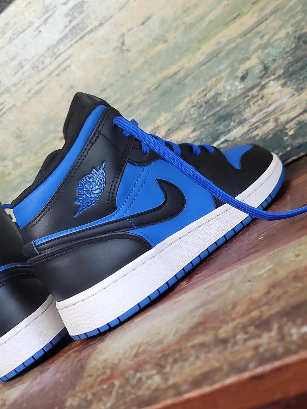 Nike Air Jordan 1 Mid "Black Royal Blue" Wmns 6.5 Great Condition. Fast Shipping - Picture 8 of 12